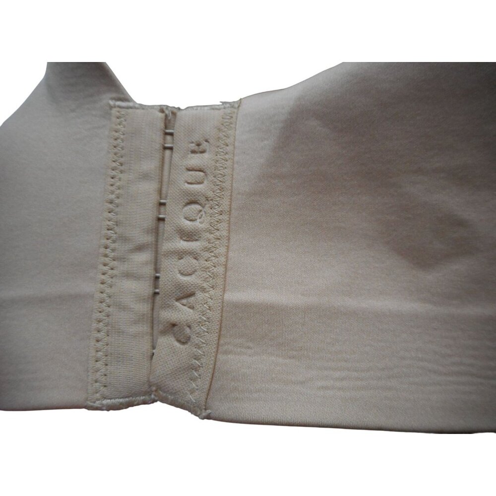 Cacique 46DD Bra underwire lightly lined full coverage beige back smoother - Picture 5 of 6